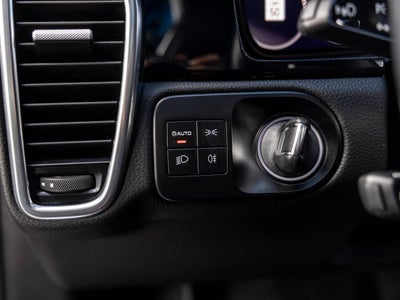 2023 Porsche Cayenne Platinum Edition