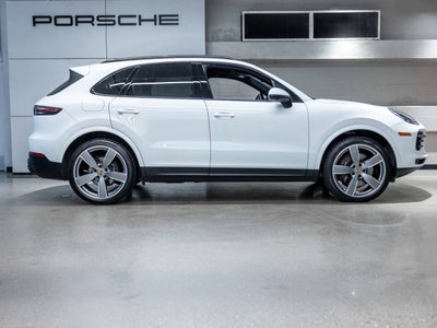 2023 Porsche Cayenne Platinum Edition