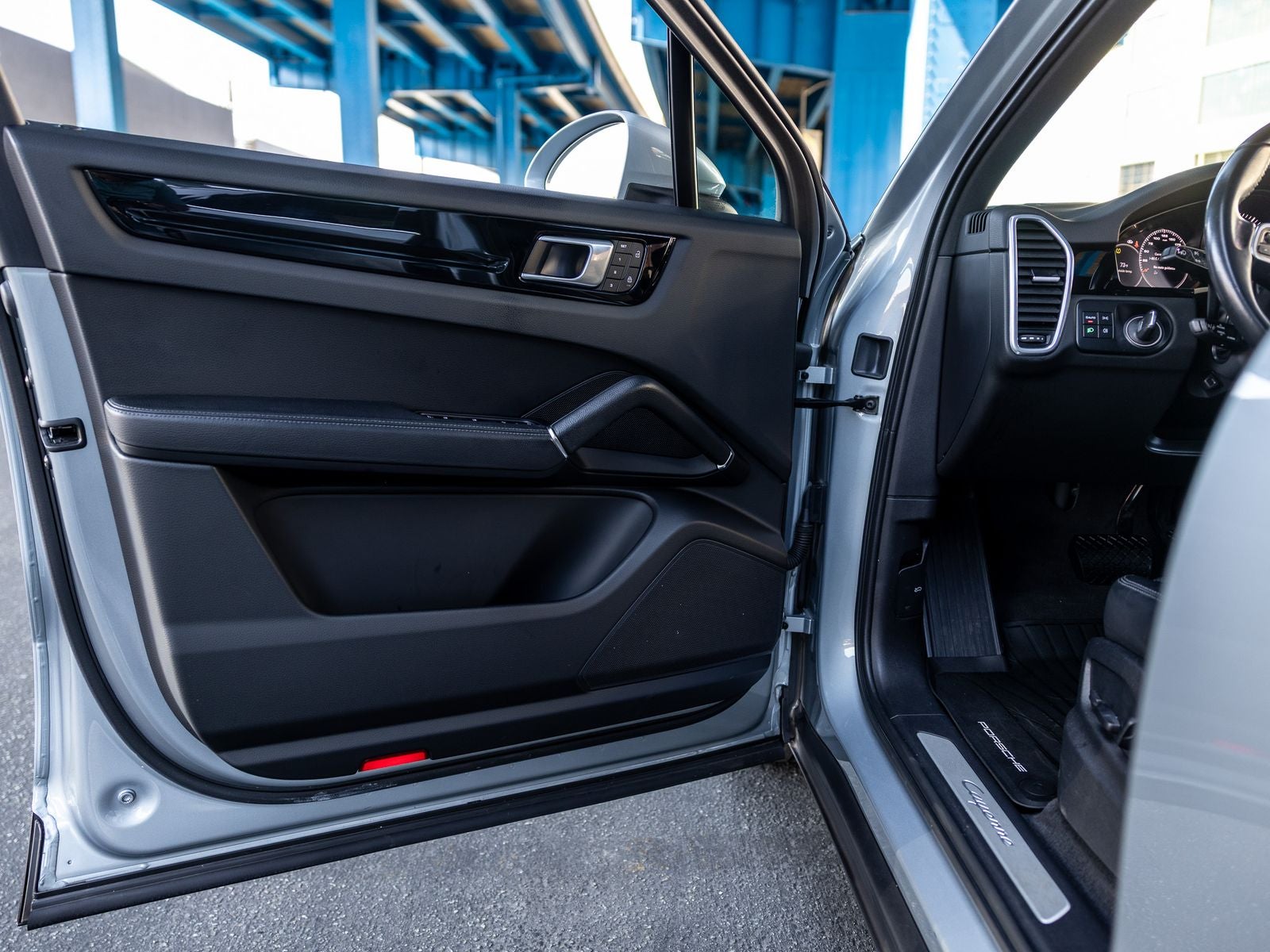 2023 Porsche Cayenne Cayenne (MY23)