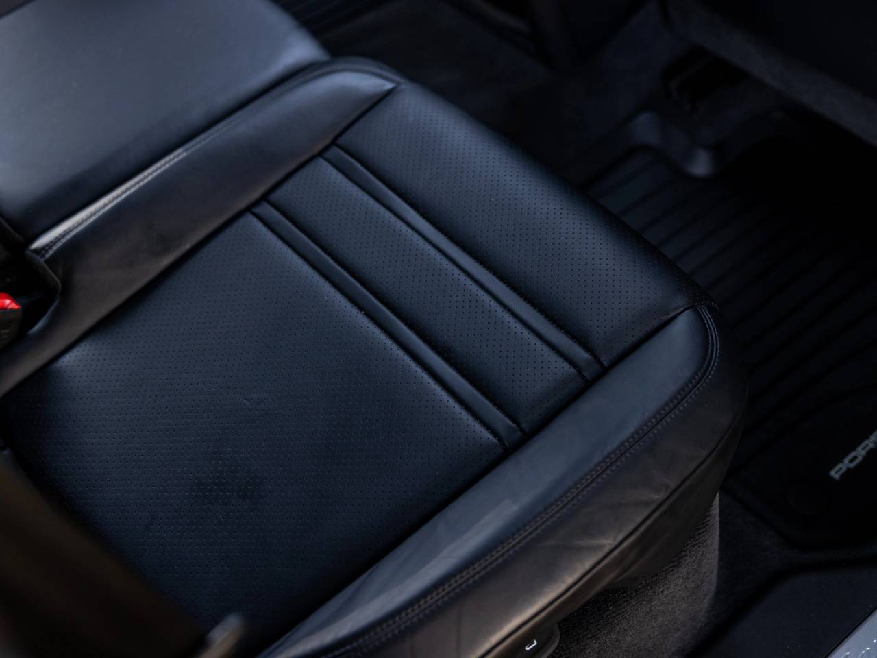 2023 Porsche Cayenne Cayenne (MY23)