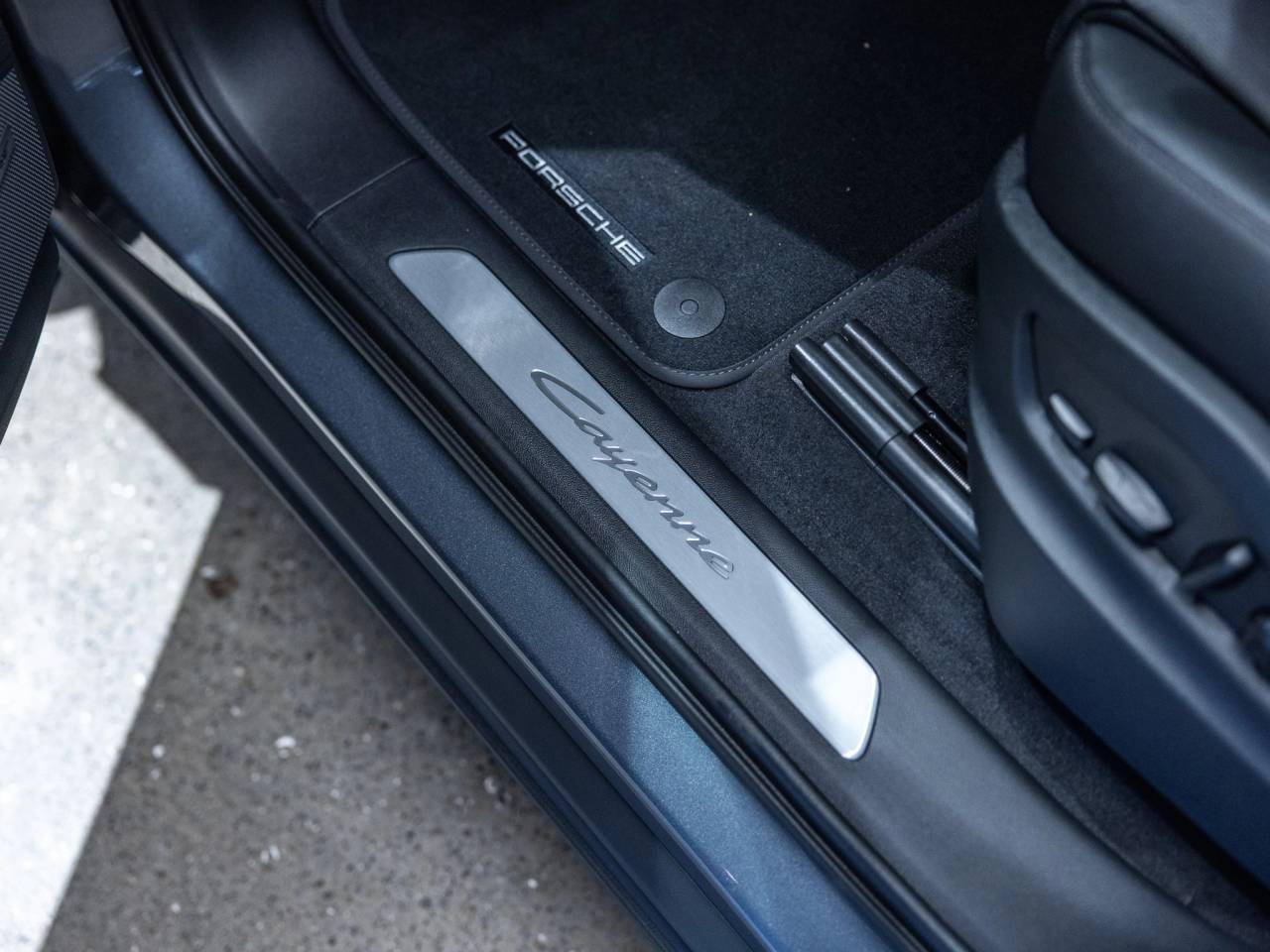 2026 Porsche Cayenne Base