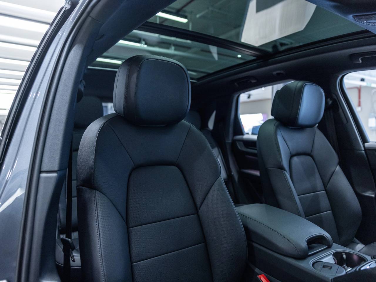 2026 Porsche Cayenne Base