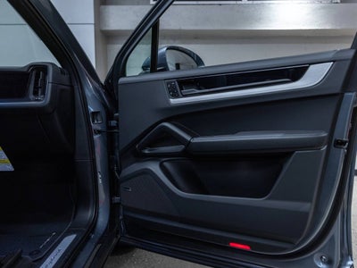 2026 Porsche Cayenne Base