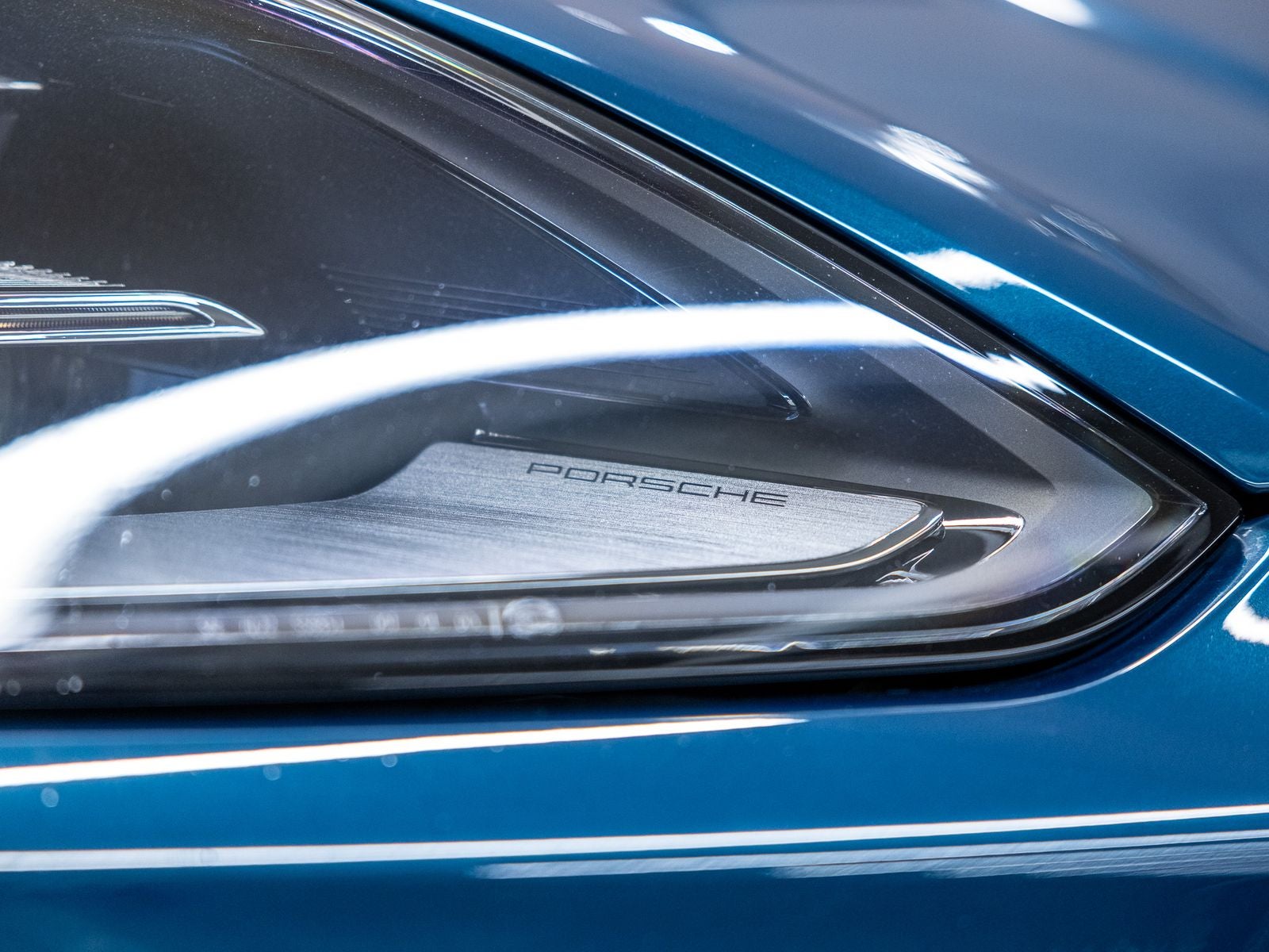 2025 Porsche Cayenne Base