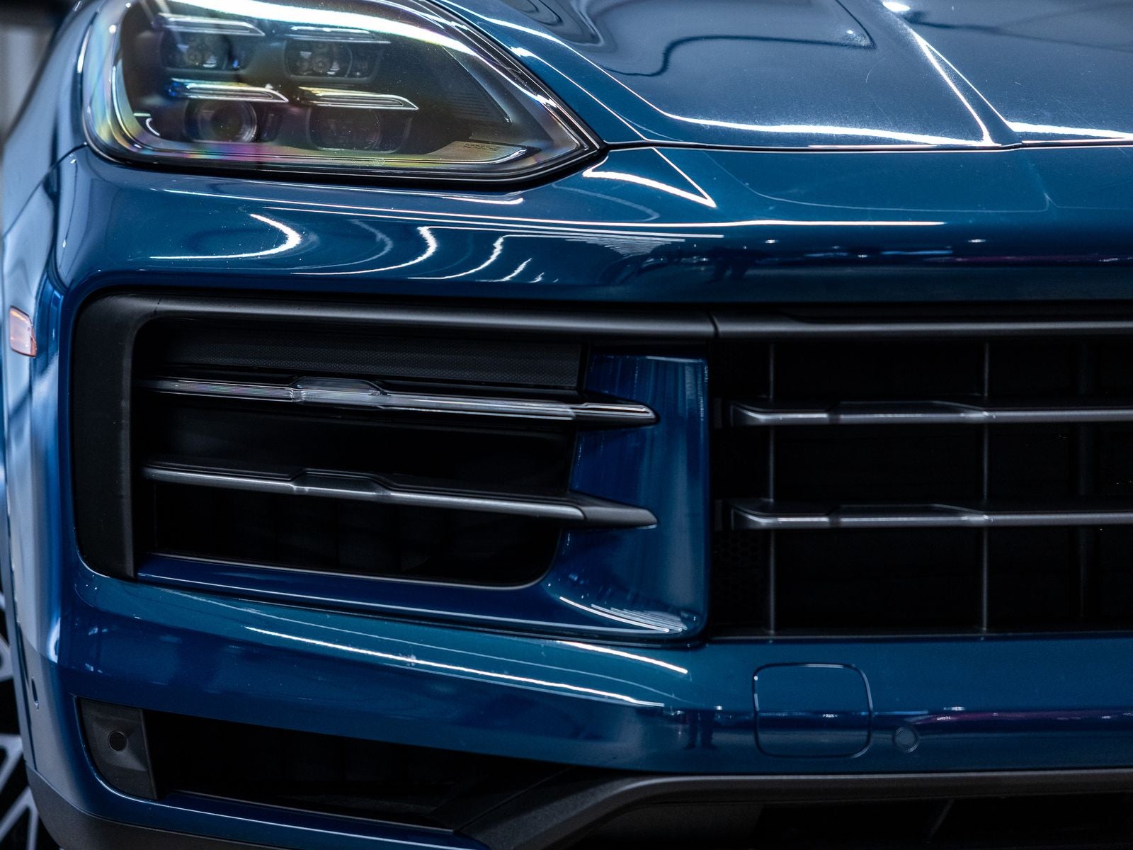 2025 Porsche Cayenne Base