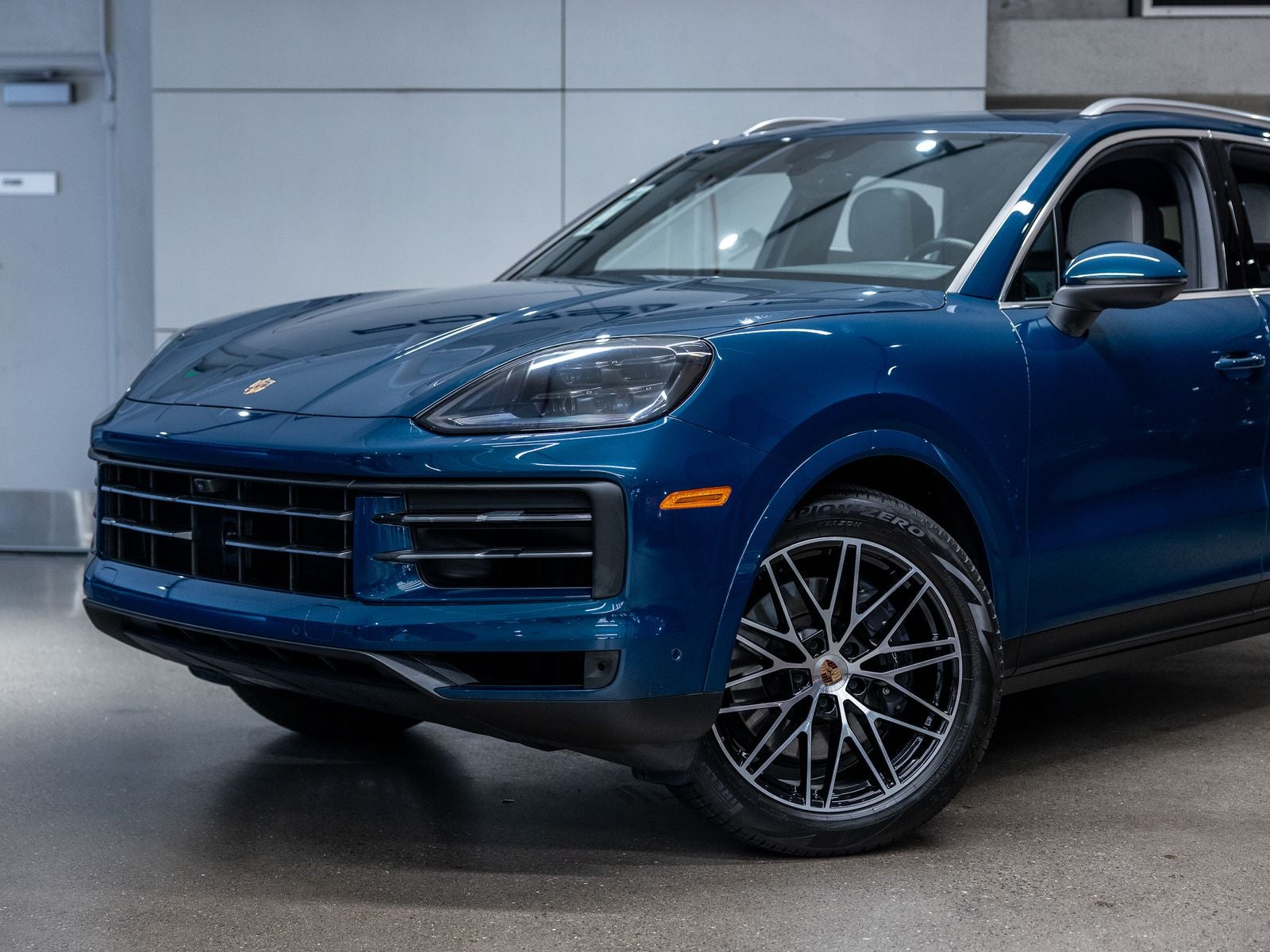 2025 Porsche Cayenne Base