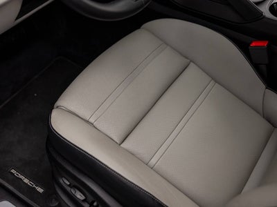 2025 Porsche Cayenne Base