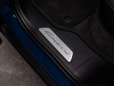 2025 Porsche Cayenne Base