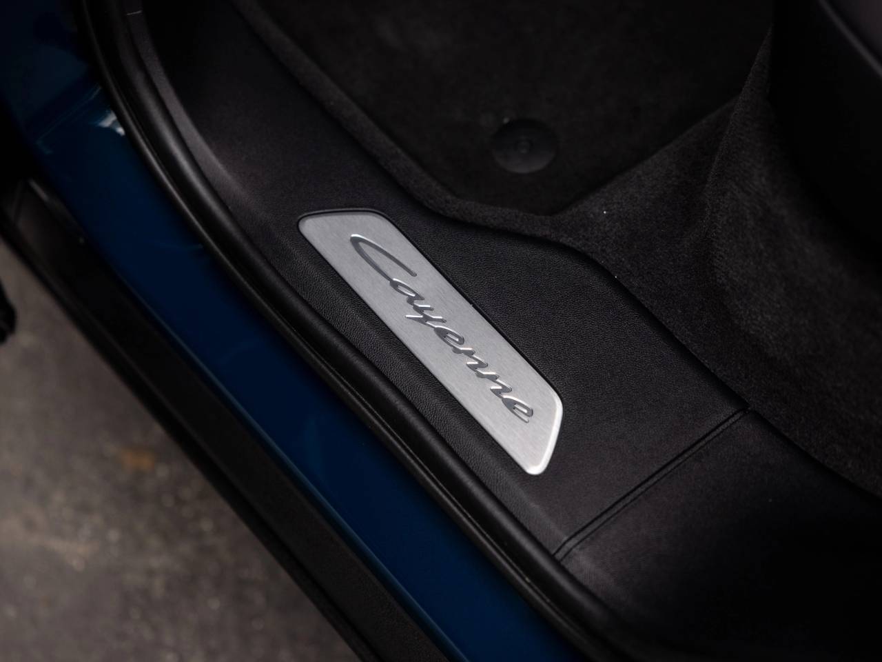 2025 Porsche Cayenne Base