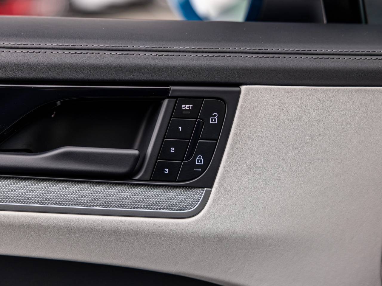 2025 Porsche Cayenne Base