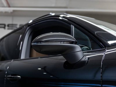 2025 Porsche Cayenne Base