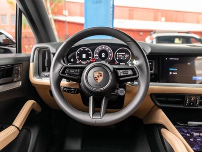 2025 Porsche Cayenne Base