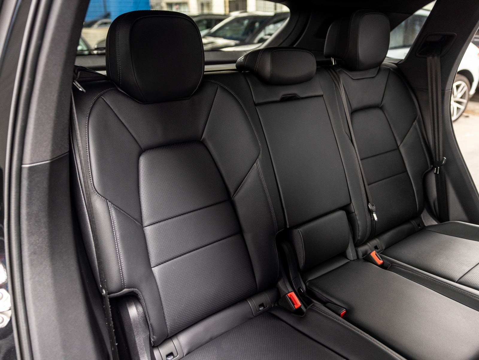 2025 Porsche Cayenne Base