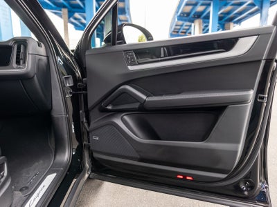 2025 Porsche Cayenne Base