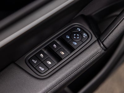 2025 Porsche Cayenne Base
