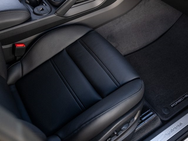 2026 Porsche Cayenne Base