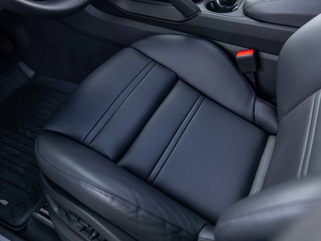 2025 Porsche Cayenne Cayenne