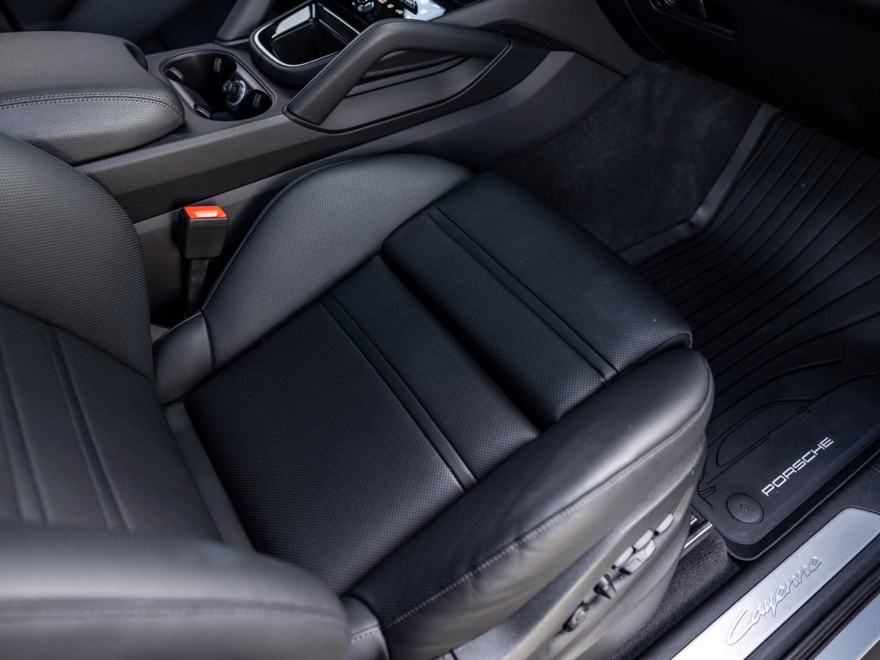 2025 Porsche Cayenne Cayenne