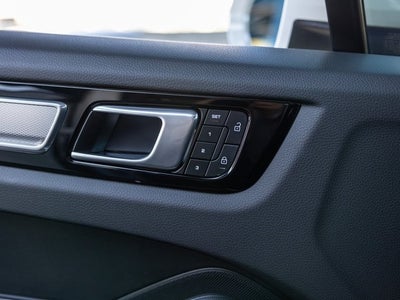 2023 Porsche Cayenne Cayenne Platinum Edition (MY23)