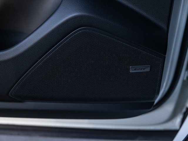 2023 Porsche Cayenne Cayenne Platinum Edition (MY23)