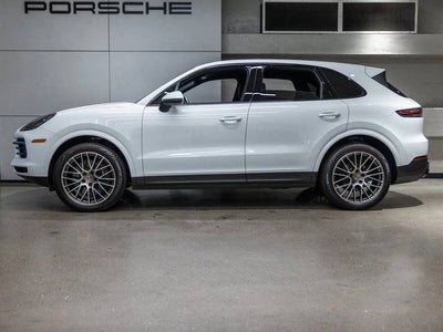 2023 Porsche Cayenne Cayenne Platinum Edition (MY23)