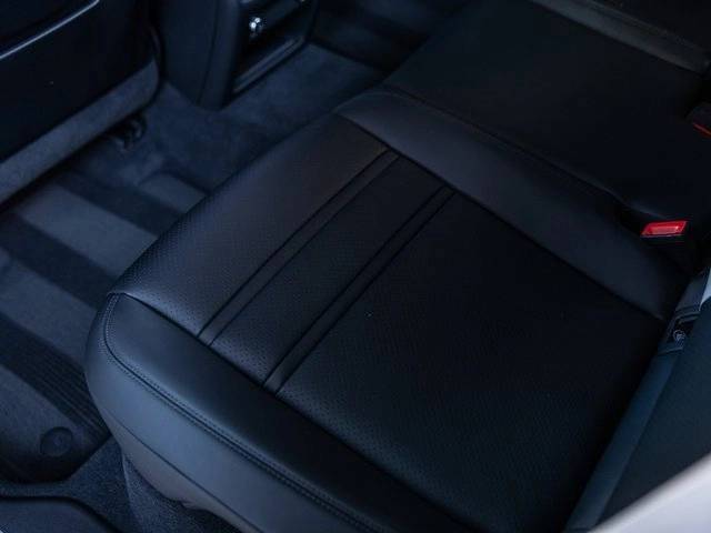 2023 Porsche Cayenne Cayenne Platinum Edition (MY23)