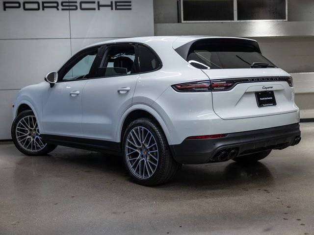 2023 Porsche Cayenne Cayenne Platinum Edition (MY23)