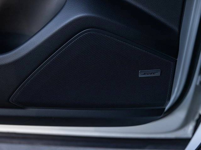 2023 Porsche Cayenne Cayenne Platinum Edition (MY23)