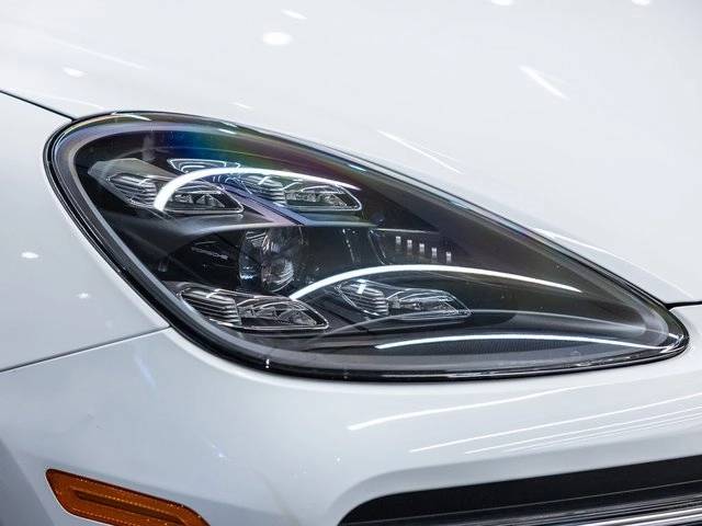 2023 Porsche Cayenne Cayenne Platinum Edition (MY23)