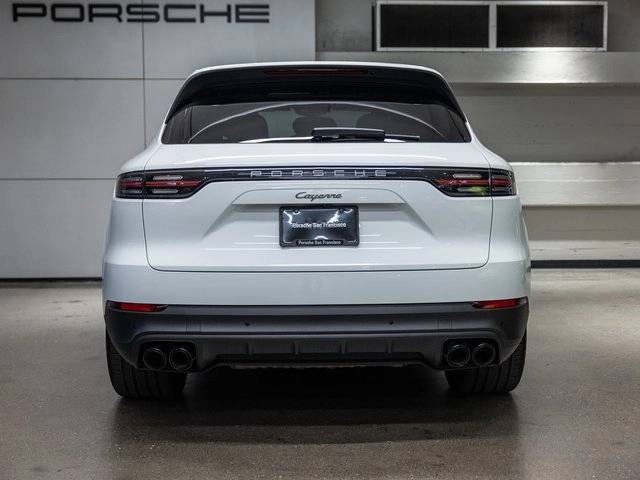 2023 Porsche Cayenne Cayenne Platinum Edition (MY23)
