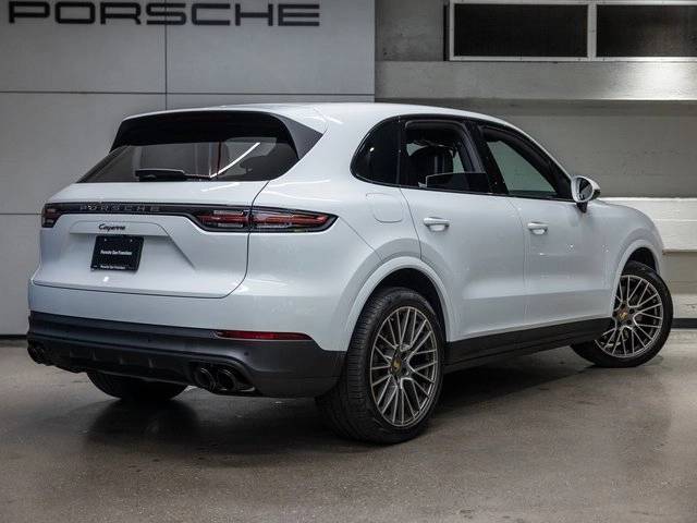 2023 Porsche Cayenne Cayenne Platinum Edition (MY23)