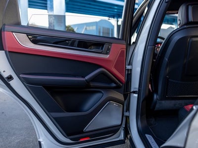 2026 Porsche Cayenne Base