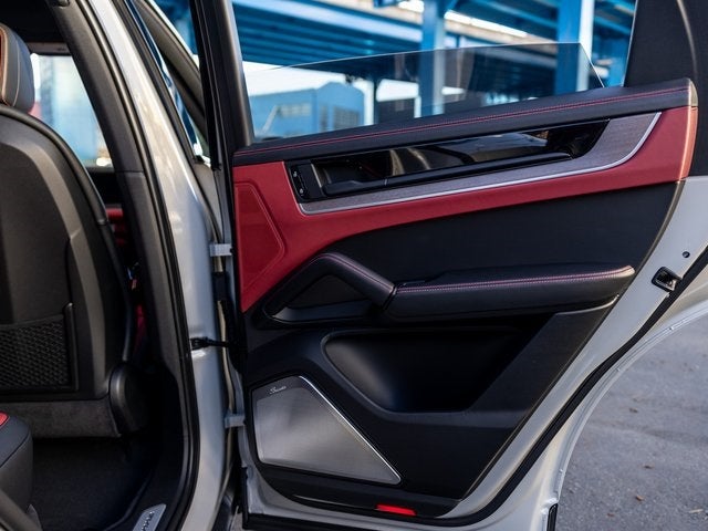 2026 Porsche Cayenne Base