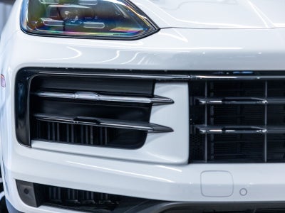 2025 Porsche Cayenne Base