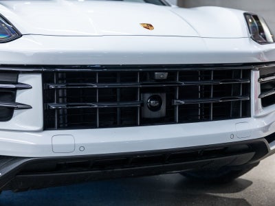 2025 Porsche Cayenne Base