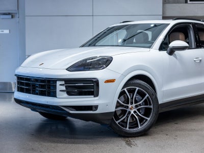 2025 Porsche Cayenne Base