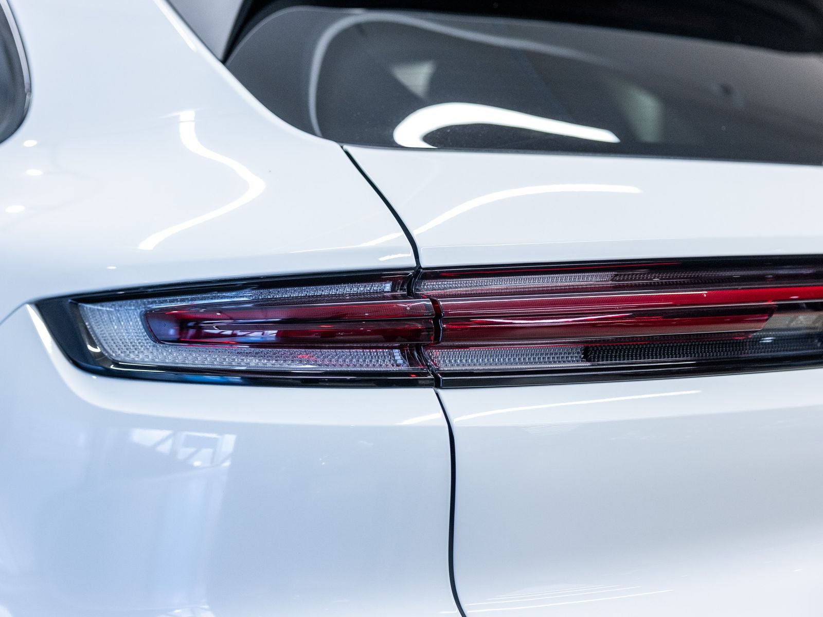 2025 Porsche Cayenne Base