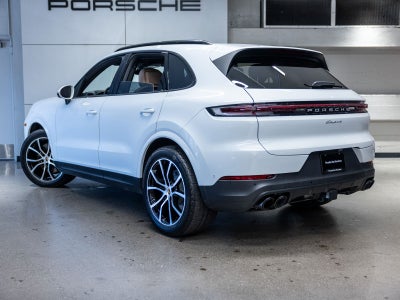 2025 Porsche Cayenne Base