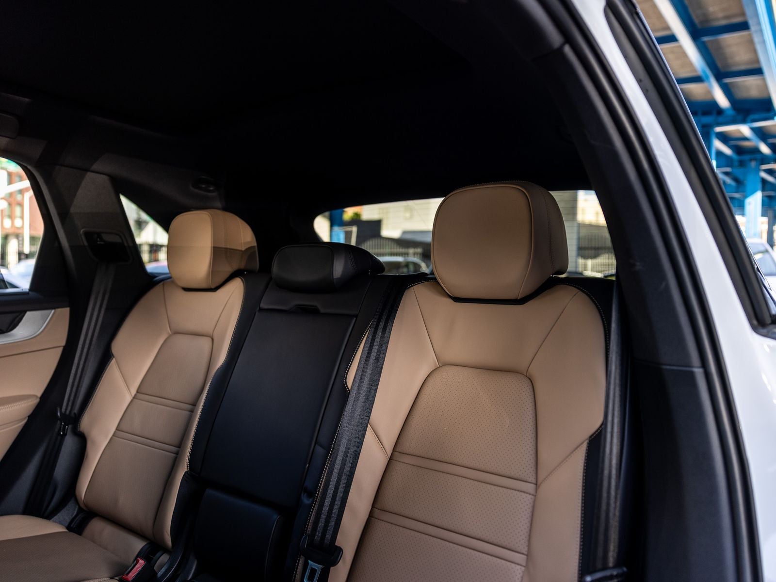 2025 Porsche Cayenne Base