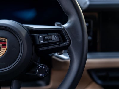 2025 Porsche Cayenne Base
