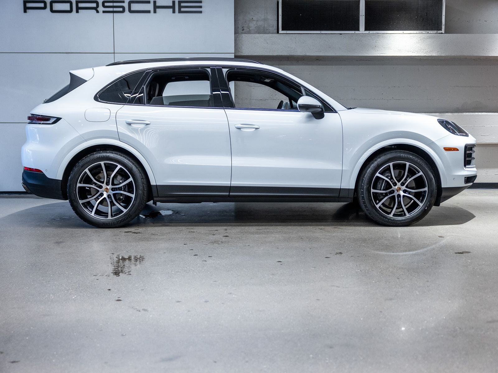 2025 Porsche Cayenne Base