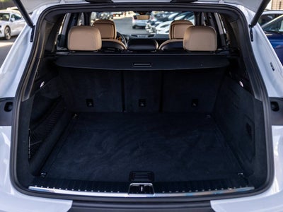 2025 Porsche Cayenne Base