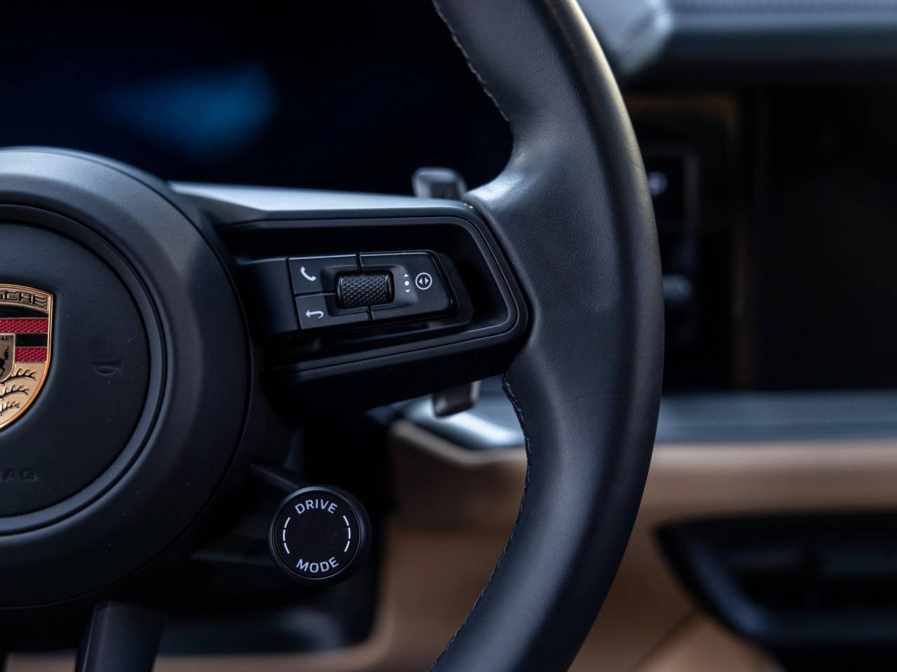 2025 Porsche Cayenne Base