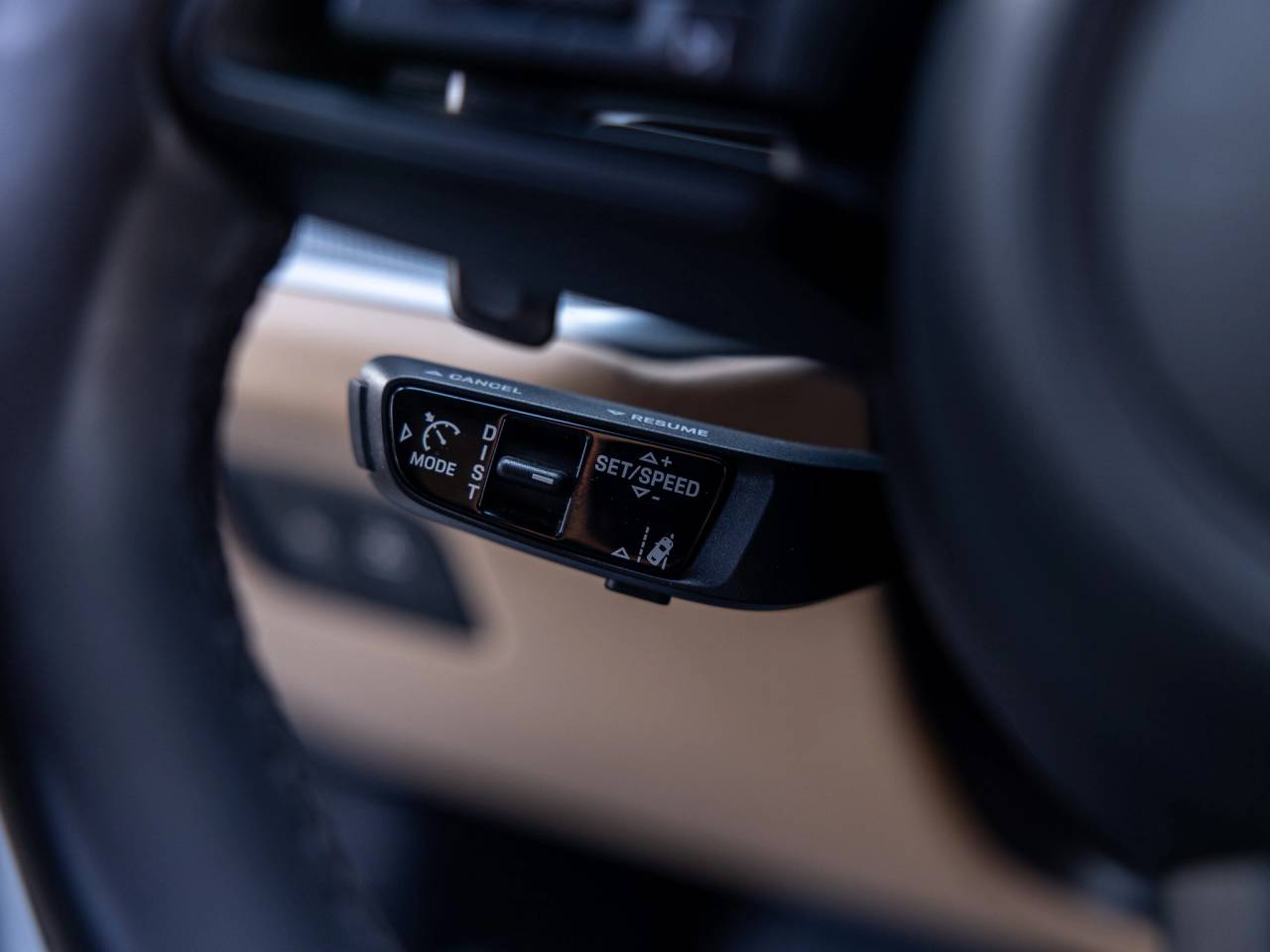 2025 Porsche Cayenne Base