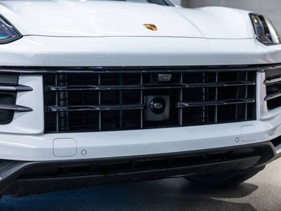 2025 Porsche Cayenne Base