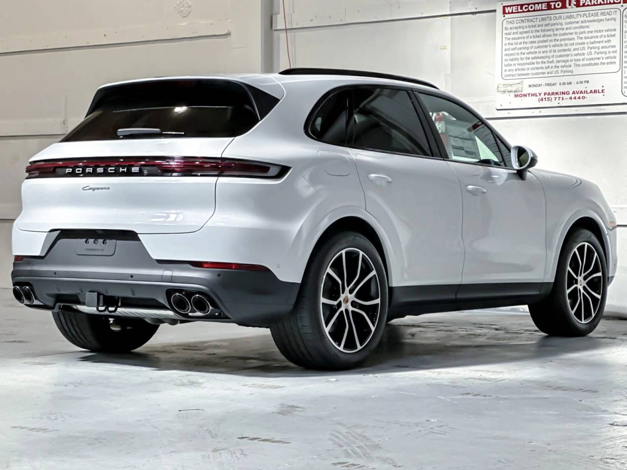 2025 Porsche Cayenne Base