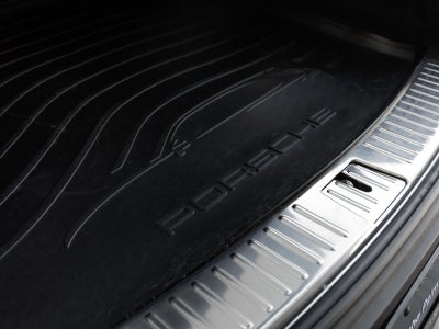 2025 Porsche Cayenne Base