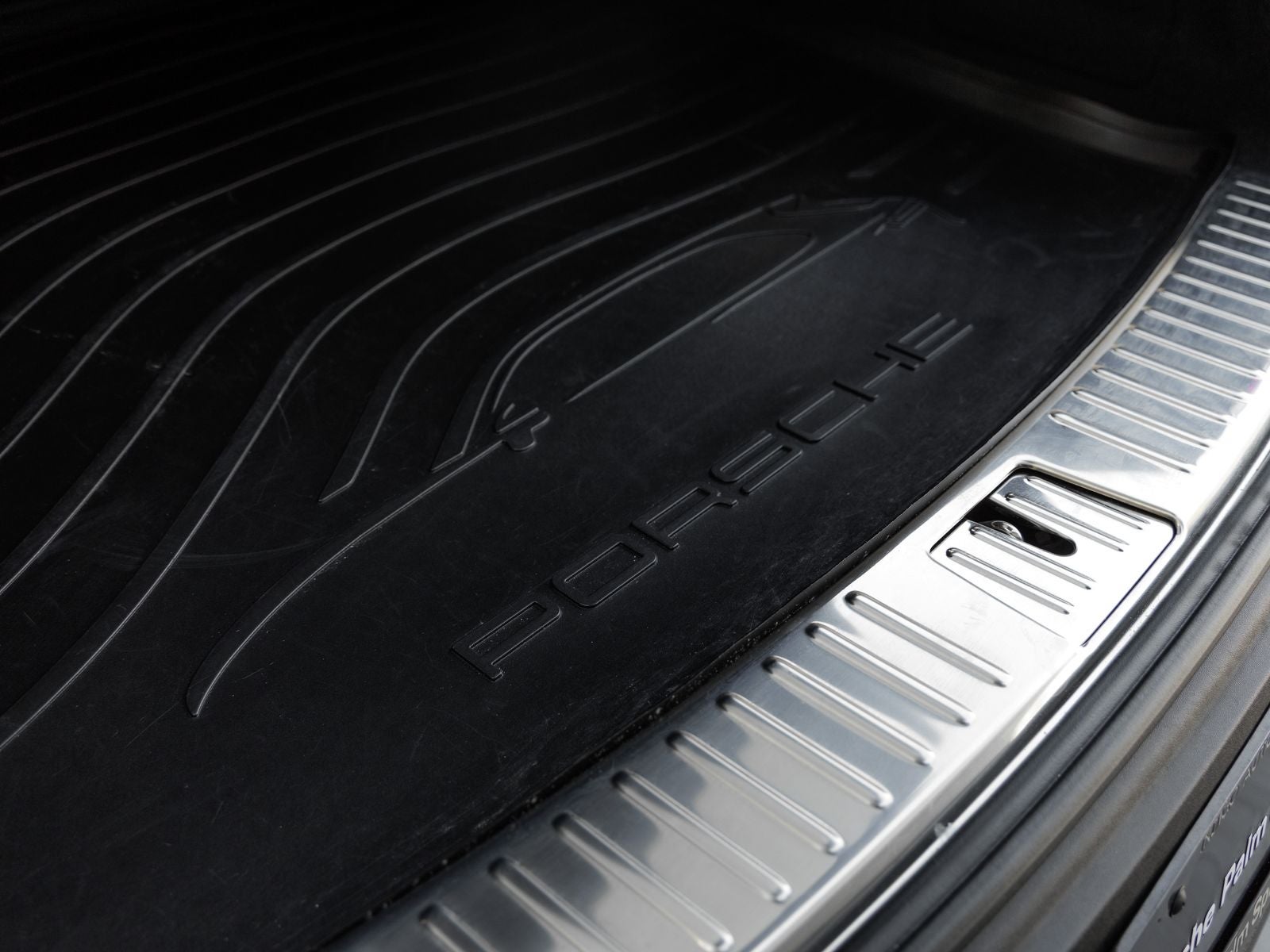 2025 Porsche Cayenne Base