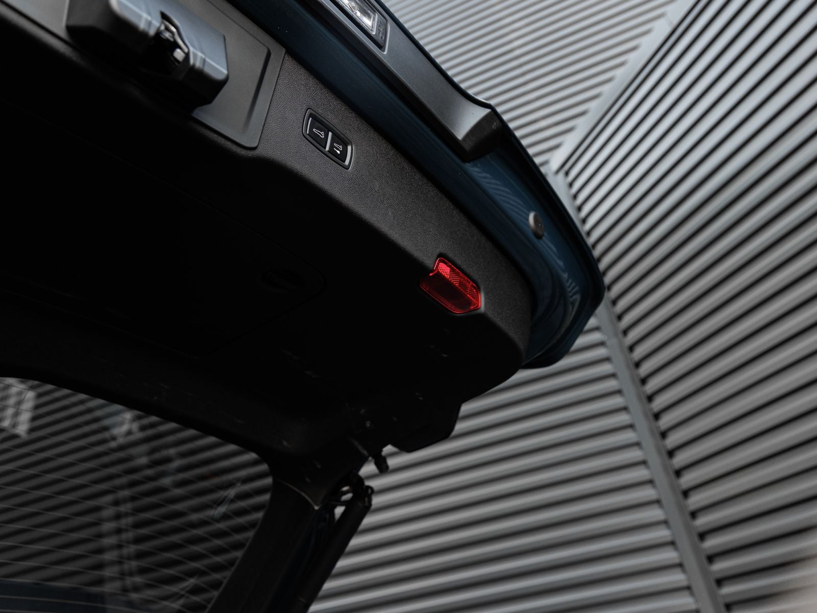 2025 Porsche Cayenne Base