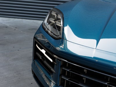 2025 Porsche Cayenne Base